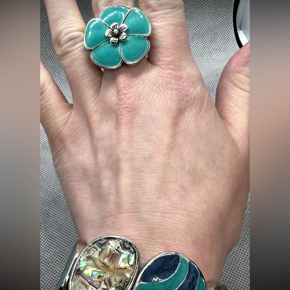 Premier Designs Silver Plate Turquoise Aqua Enamel Flower Statement Ring NIB - Picture 7 of 9